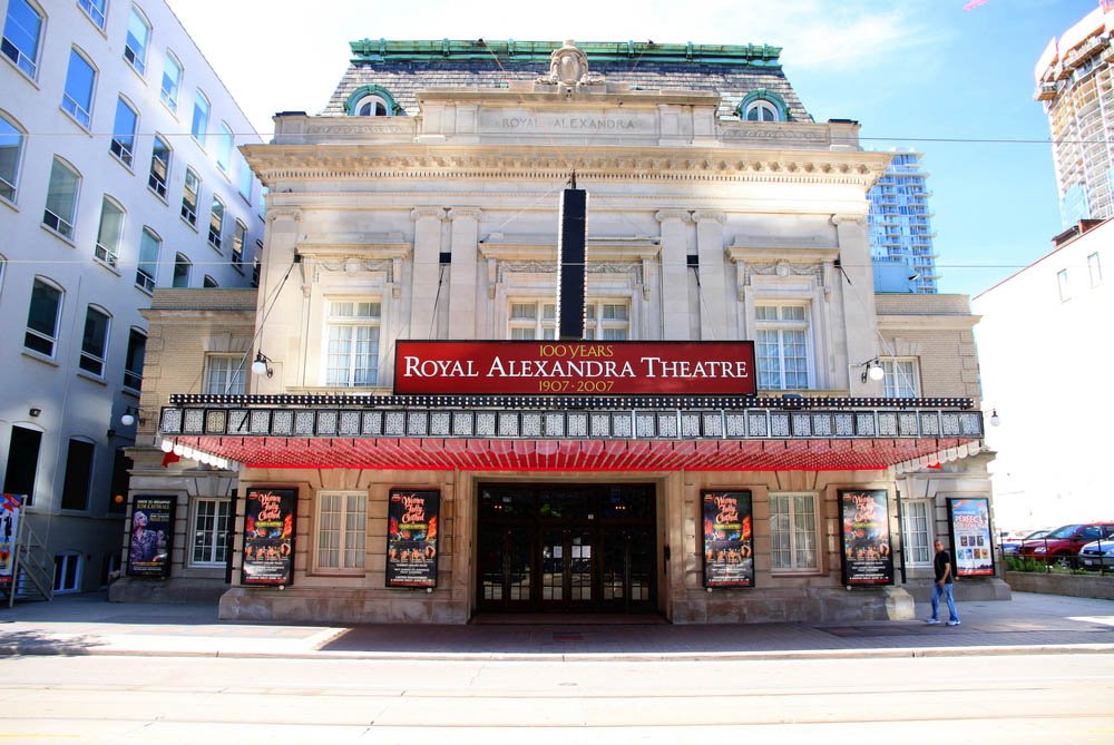 Vá ao teatro - Royal Alexandra Theatre